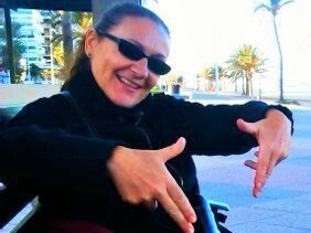Linda Cover Singer/Choreographer photo
