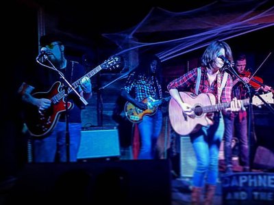 Daphne & the Mystery Machines / Daphne Culver LIVE photo