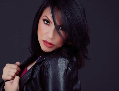 LIZ MOREL (formerly Liz Menezes) photo