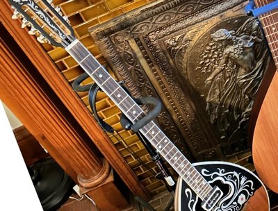bouzouki