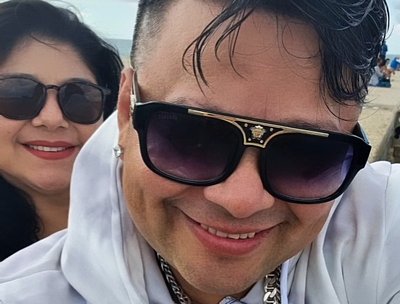GINETH ROMO Y JHONNY RC ðŸ‡ªðŸ‡¨ ðŸ‘ˆ ðŸ‡ªðŸ‡¦ ðŸ‡¬ðŸ‡§ ðŸ¥‚ ðŸ¾ 
