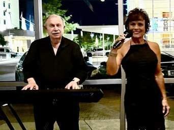 The GS Jazz Vocal Duo