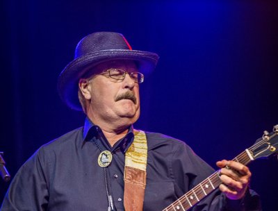 Robert in New Smyrna Bch, Fl w/ Victor Wainwright and The WildRoots. 2015.