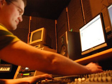 Remy Stroomer @ AKH Records studio (01/08)