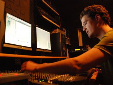 Remy Stroomer @ AKH Records studio (01/08)