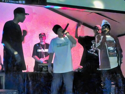 OneSixTwo Ft Michael Marshall live on Stage