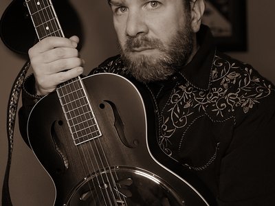 Eric Nelson (EricNelsonMusic.com)