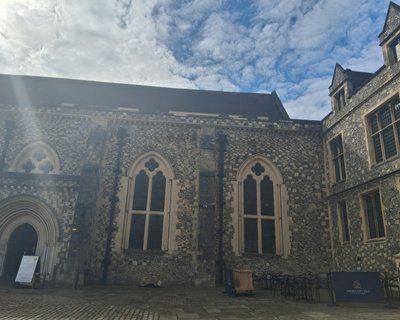 The Great Room - A Royal residence - defensive stronghold - a courtroom