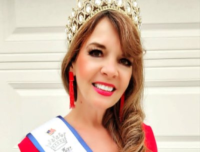 All American Mrs Wisconsin Lady