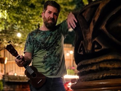 Eric Nelson (EricNelsonMusic.com)