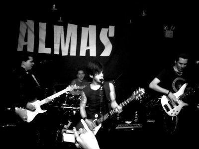Almas photo
