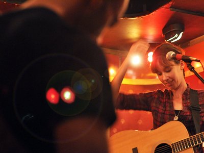 Abbie Barrett (& The Last Date) photo