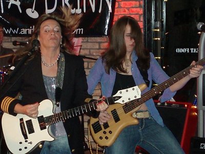 Jill Towers - Singer/Songwriter/Performer photo
