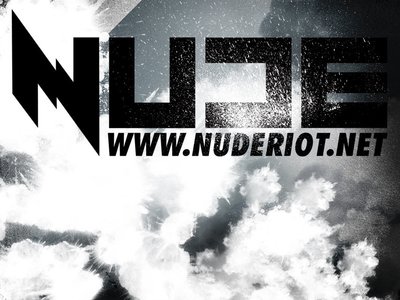 NUDEpapers â€“ NUDE wallpapers http://www.facebook.com/album.php?aid=261876&id=55628976556 get your 