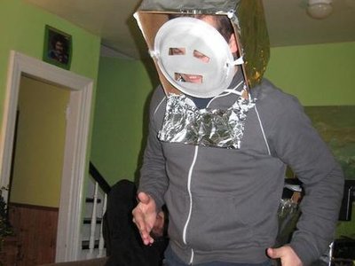 now, pause, and robots... dance!