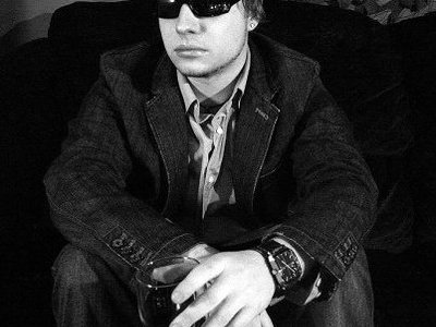 Jordan White - Media Five Entertainment promotional photo - http://www.jordanwhitemusic.com