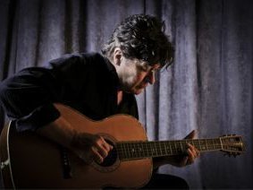 Robbie Robertson photo