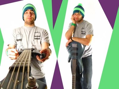 Julien April (Basse + Vocal)