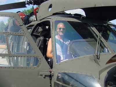 KOSOVO WITH THE TROOPS