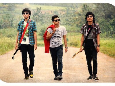 Napoleon band photo