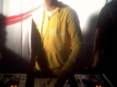 Dj Nazil aka The Low Freq photo