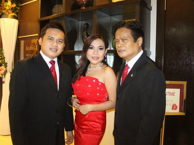 Royal Plus Trio photo
