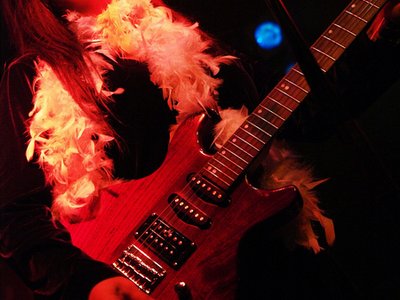 Anne-Marie Helder - electric gtr