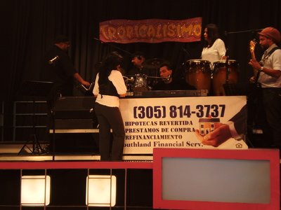 TV SHOW "TROPICALISIMO"