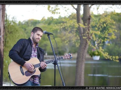 Bryce Larsen Entertainment photo