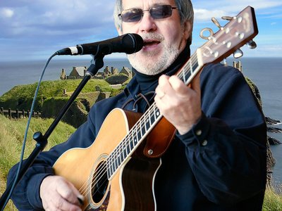FolkSinger/Songwriter/Guitarist