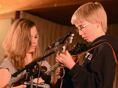 Ben on stage with Sierra Hull at IMT!!!