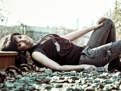 LIZ MOREL