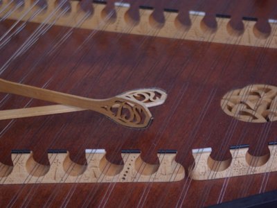 Dulcimer Close up