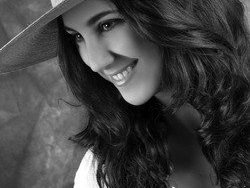 Isa Mebarak photo