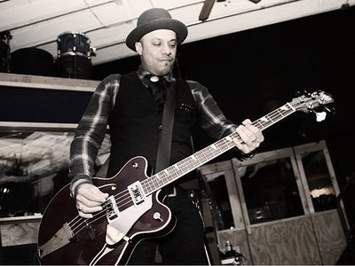 Scarlet Rowe - Electric Bass, Vocals
