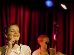 Mandy & the Bandits photo