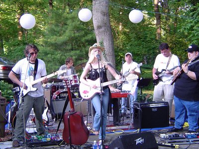 Johnny Hiland sitting in with the band