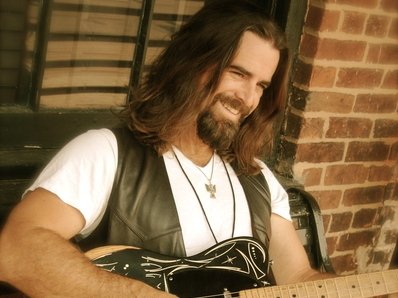 Chris Hennessee - "Hennessee, Like Tennessee" Now Available on iTunes