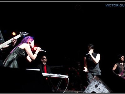 09-12-2010 junto a Nitzer ebb feat Pilgrim (Punto Omega)