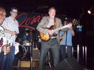 Rosa's Lounge w/Willie Buck - Sept 2010
