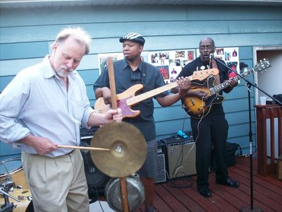 playing stumpf fiddle w/Vuyani Wakaba & Eddie C Campbell