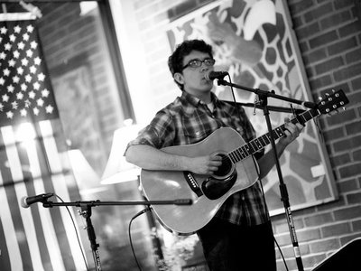Photo by Dustin Finn 