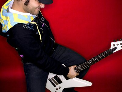 Rhett Guillot (vocals, guitar, lolligagging)