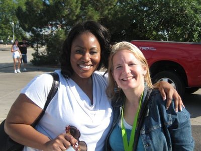 Mandisa and Julie at GMA 08