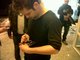Ucker firmando mi CD - Somos