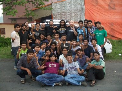 Prestorika in KOLKATA...Early morning ahow at 5 a.m
