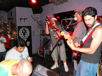 Jam session w/ KeepItLit, Project Out of Bounds and Eddie Blunt & Garrett of High Tide