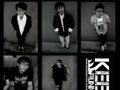 KEEP RUNNING photo