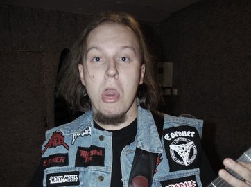 FLDS - Guitars, Vocals