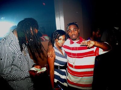 TAKEN A PIC WIT MY FAN